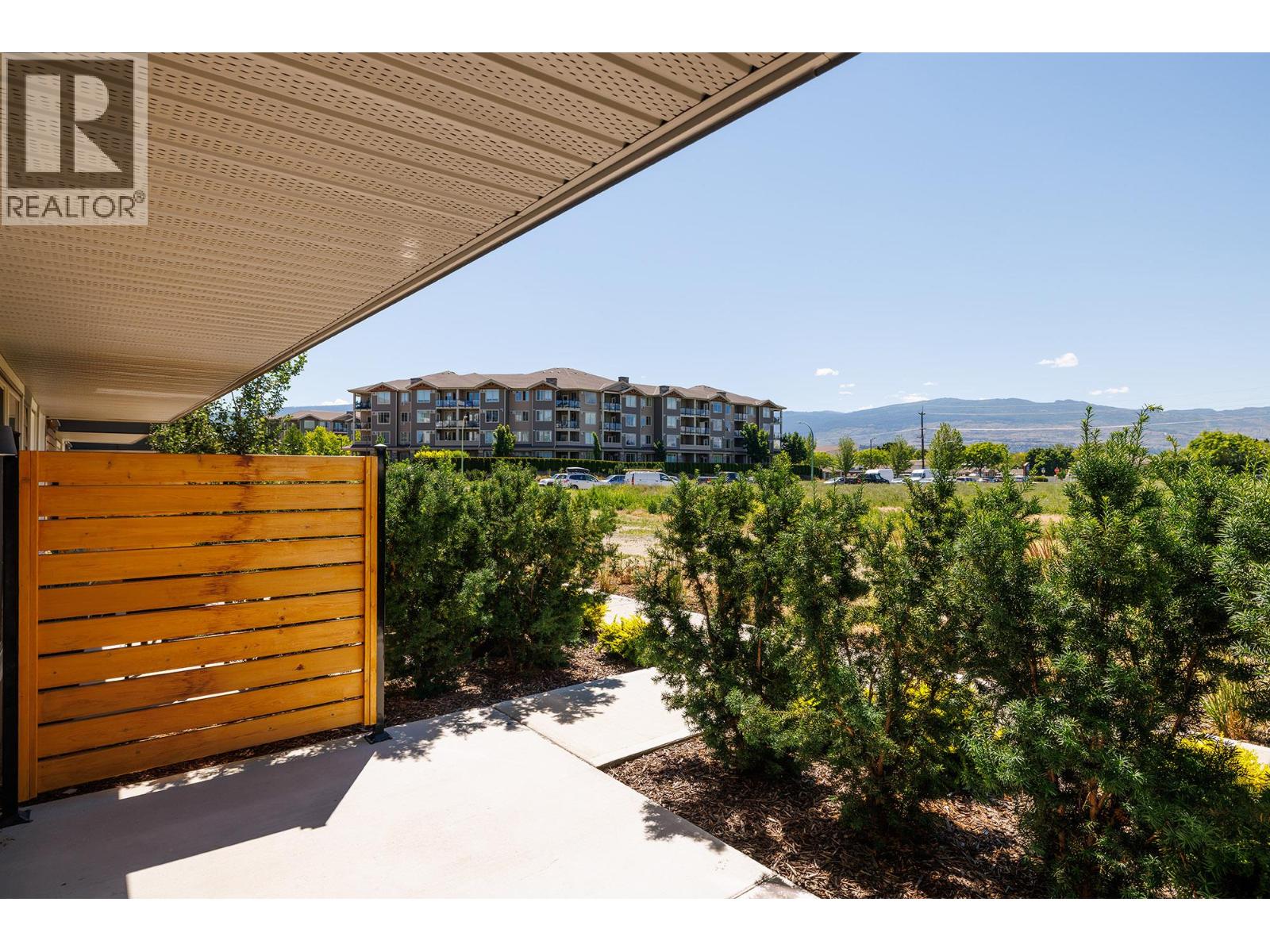 #103 3642 Mission Springs Drive - 35