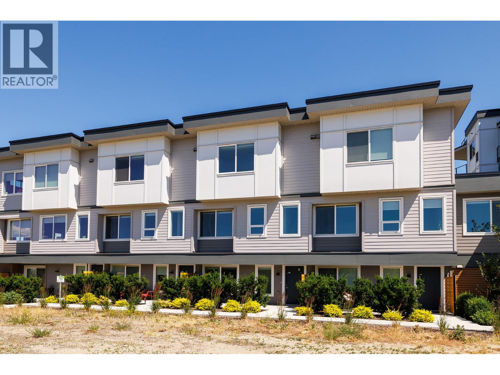 #103 3642 Mission Springs Drive - 36