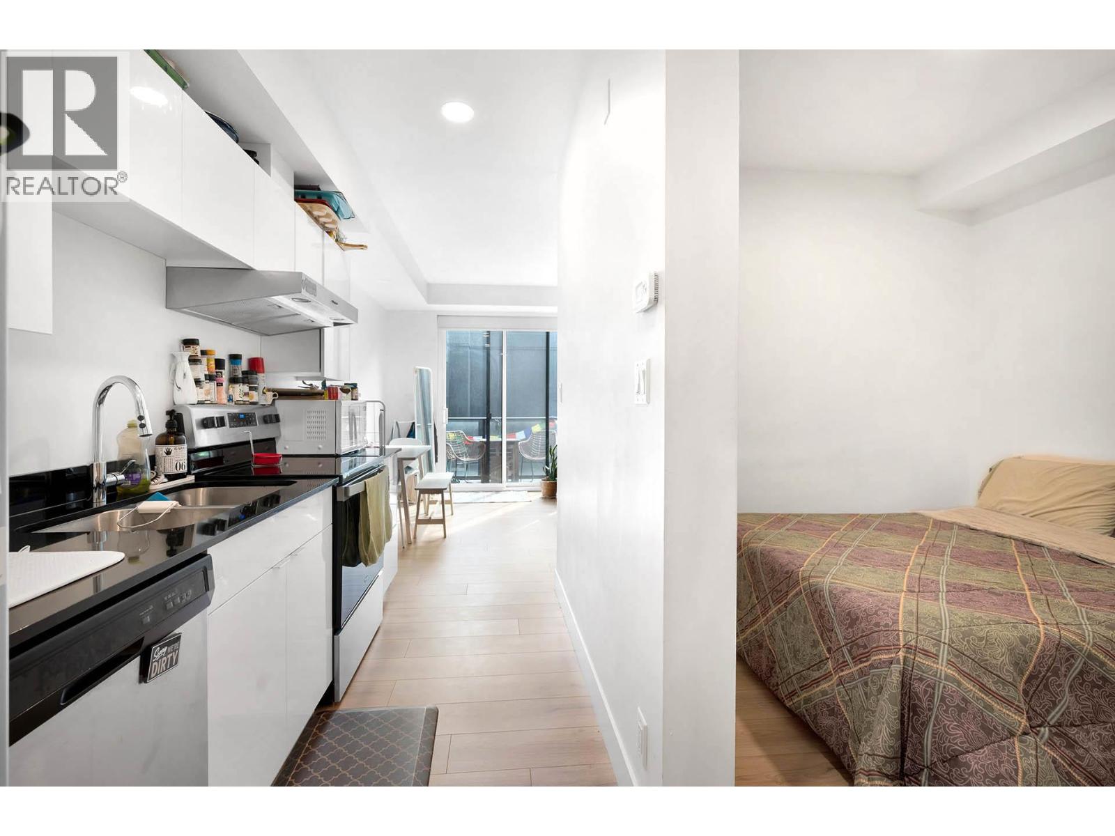 #613 444 ST PAUL Street - Image 18
