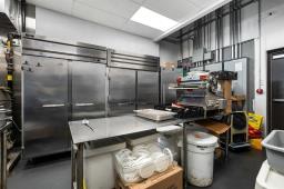 2 635 Sterling Lyon Parkway, Winnipeg, MB R3P1J9 Photo 19