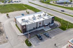 2 635 Sterling Lyon Parkway, Winnipeg, MB R3P1J9 Photo 6