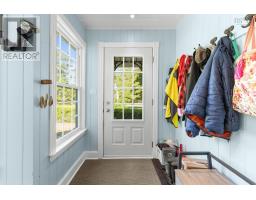 Den - 9 Olivers Road, Jordan Branch, NS B0T1W0 Photo 8