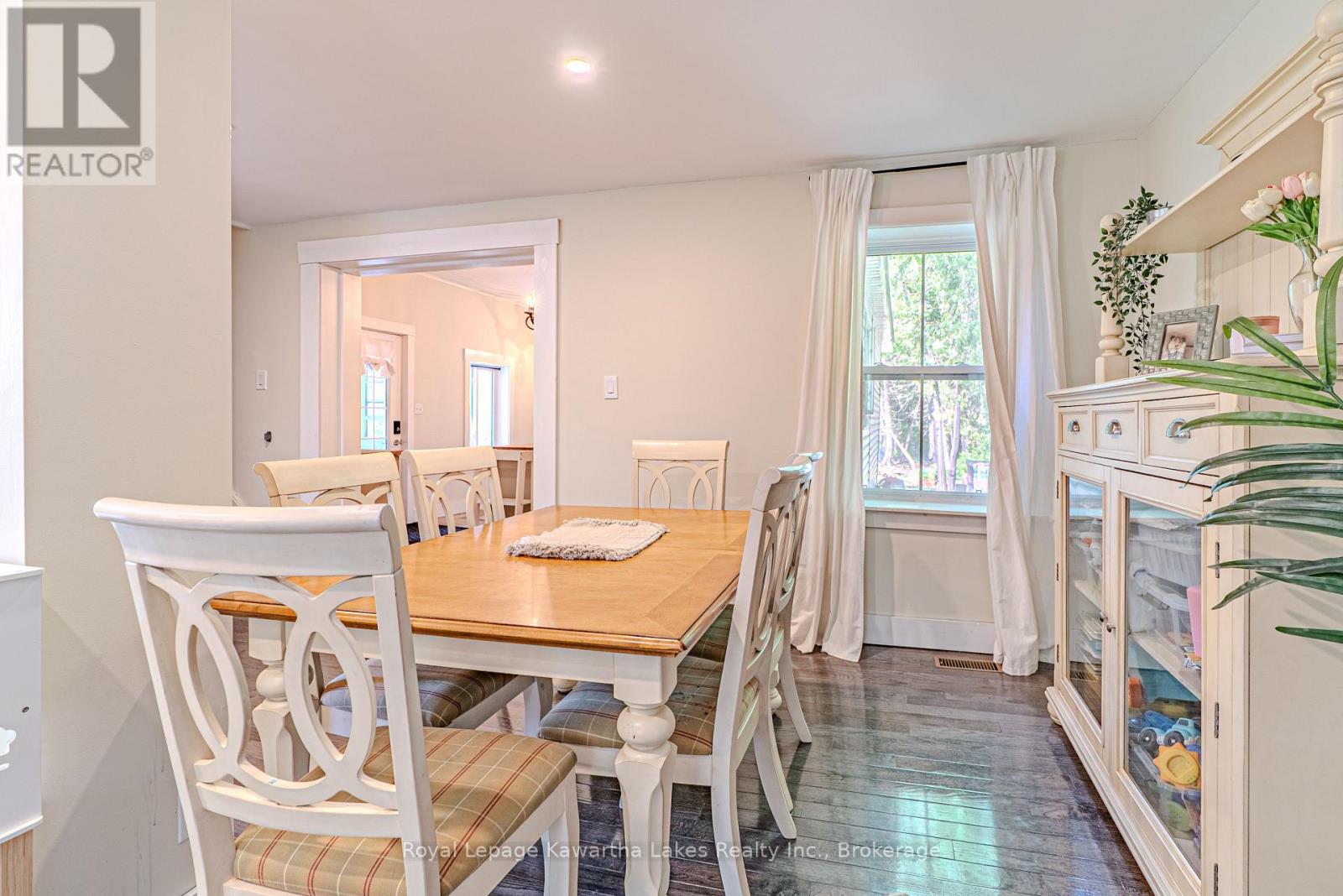 112 ECHO BAY ROAD - 17