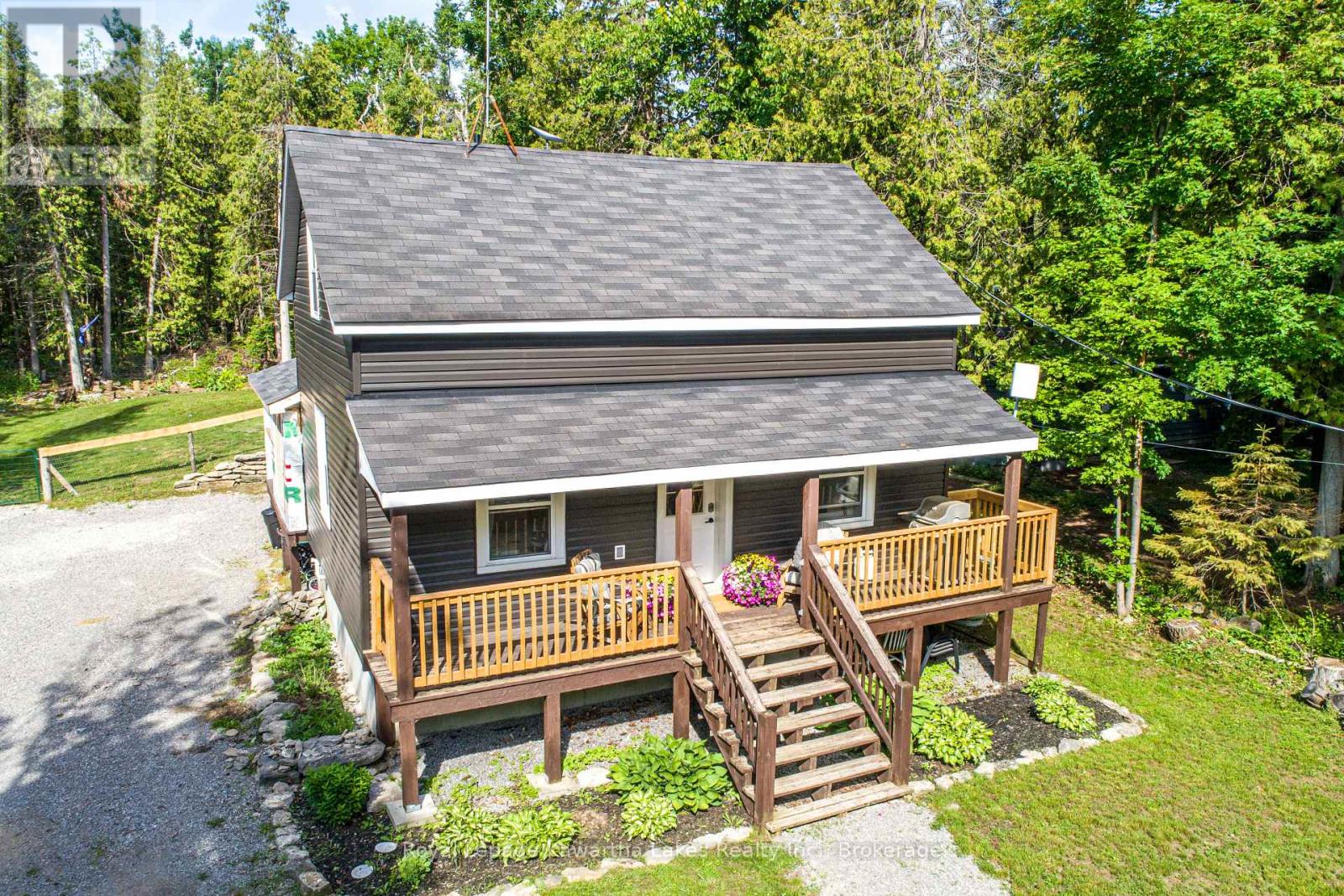 112 ECHO BAY ROAD - 2
