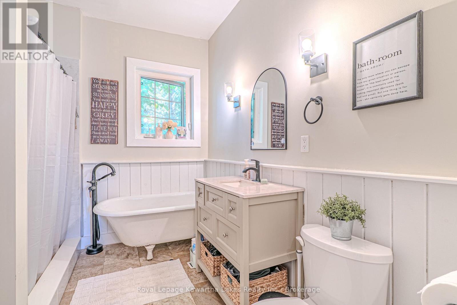 112 ECHO BAY ROAD - 22