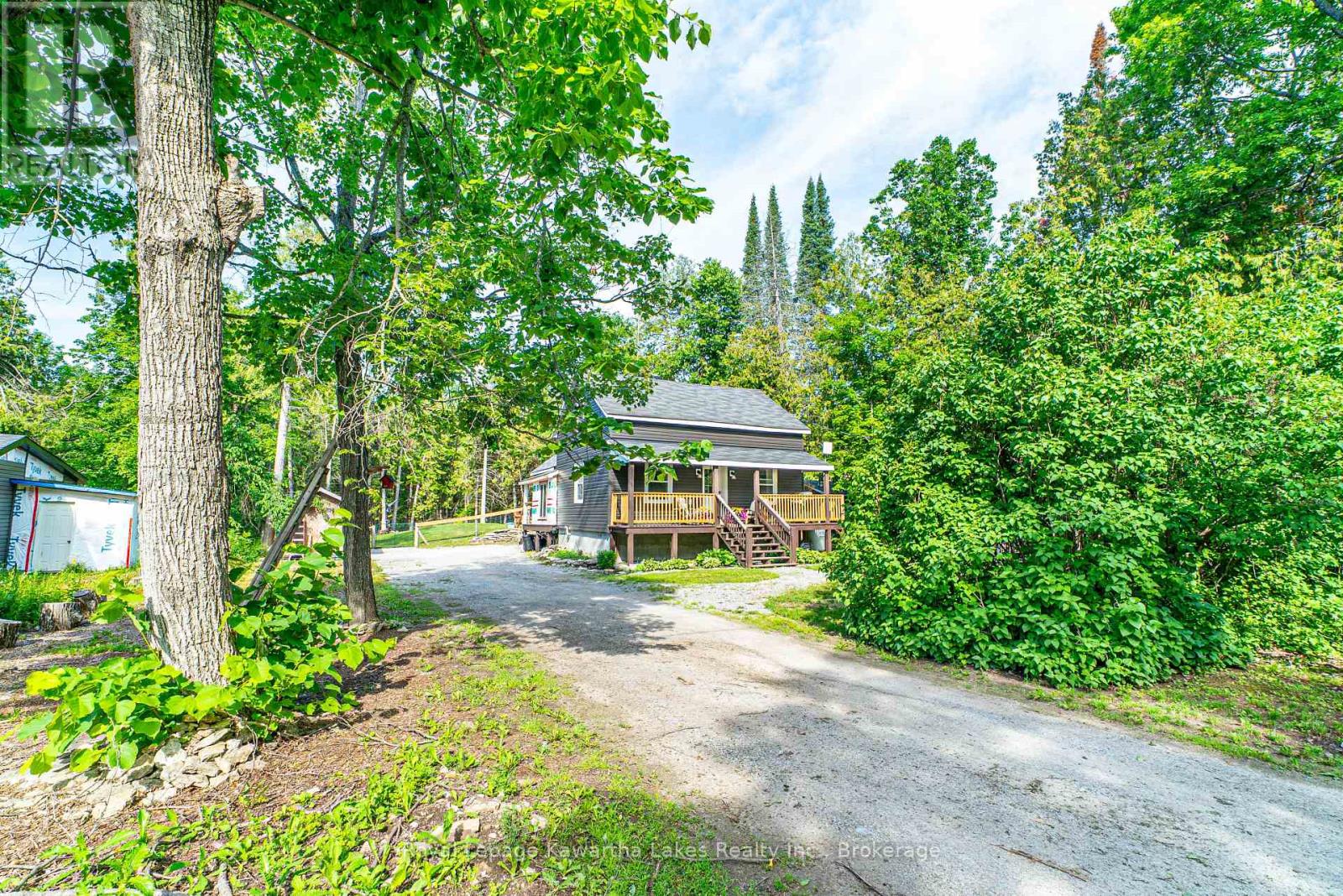 112 ECHO BAY ROAD - 28