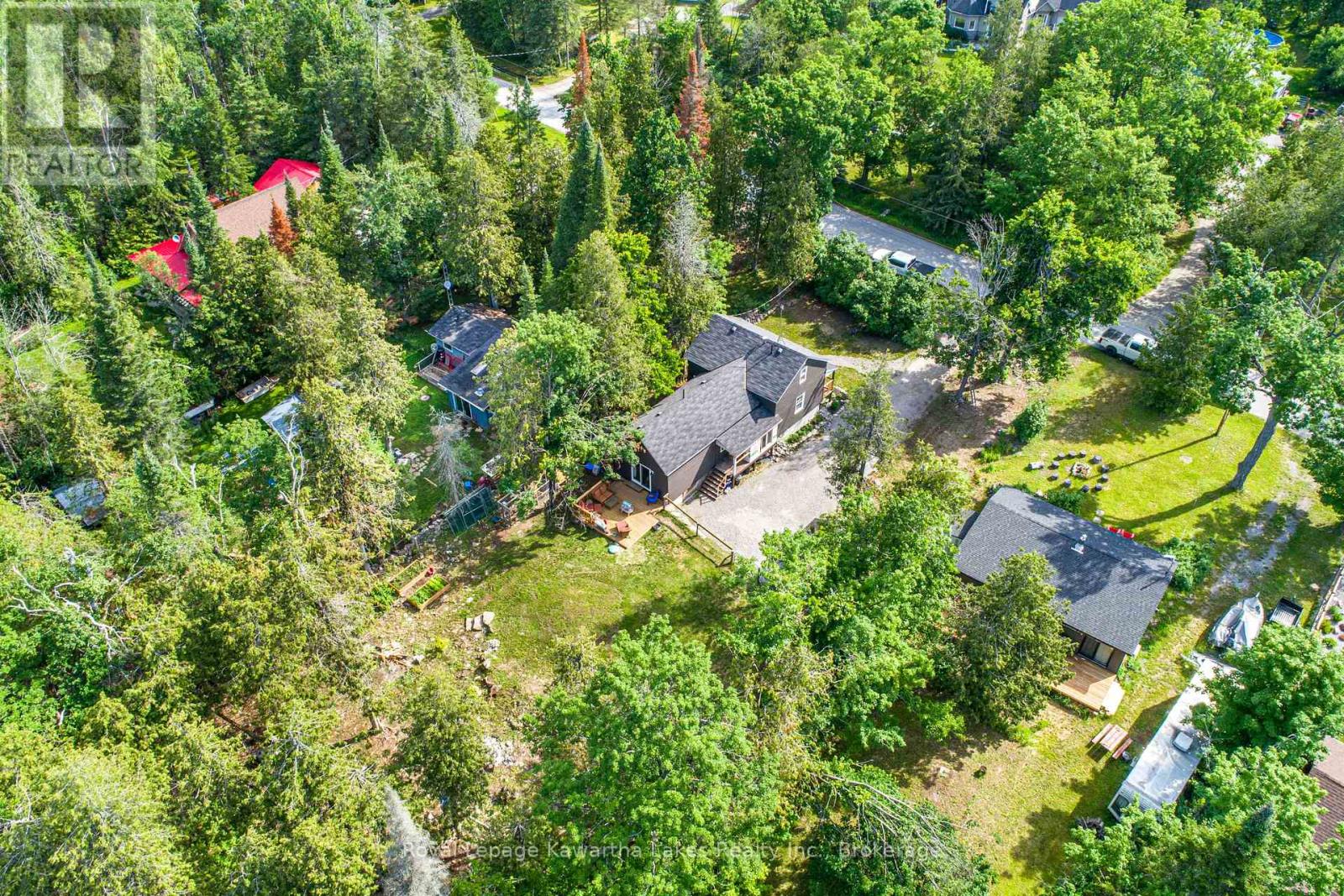 112 ECHO BAY ROAD - 33