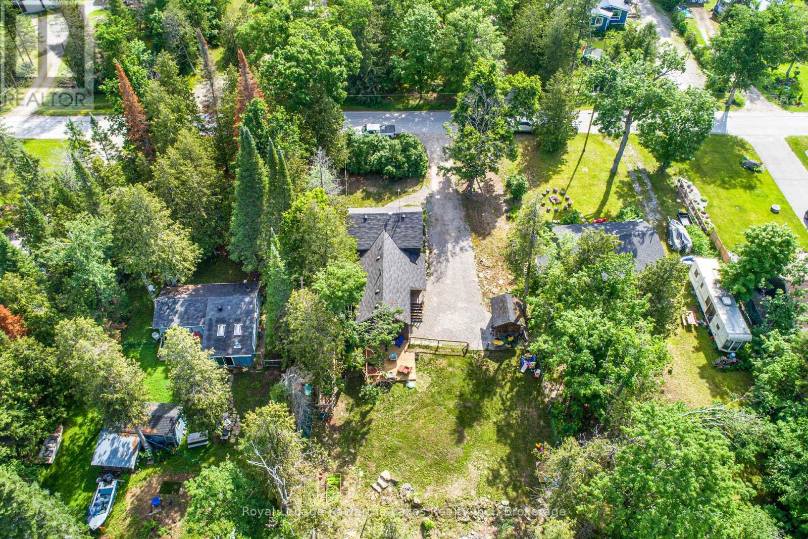 112 ECHO BAY ROAD - 34