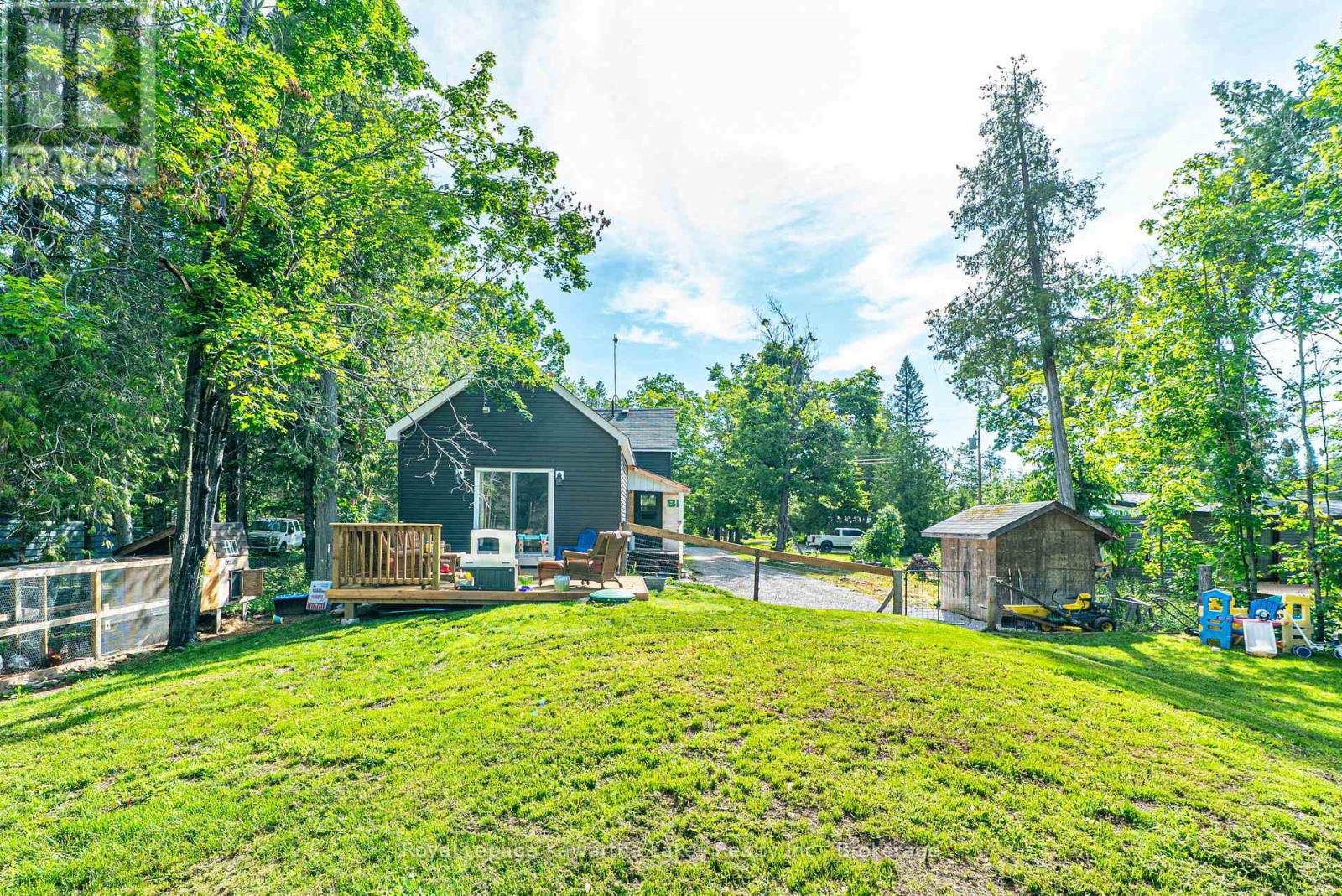 112 ECHO BAY ROAD - 8