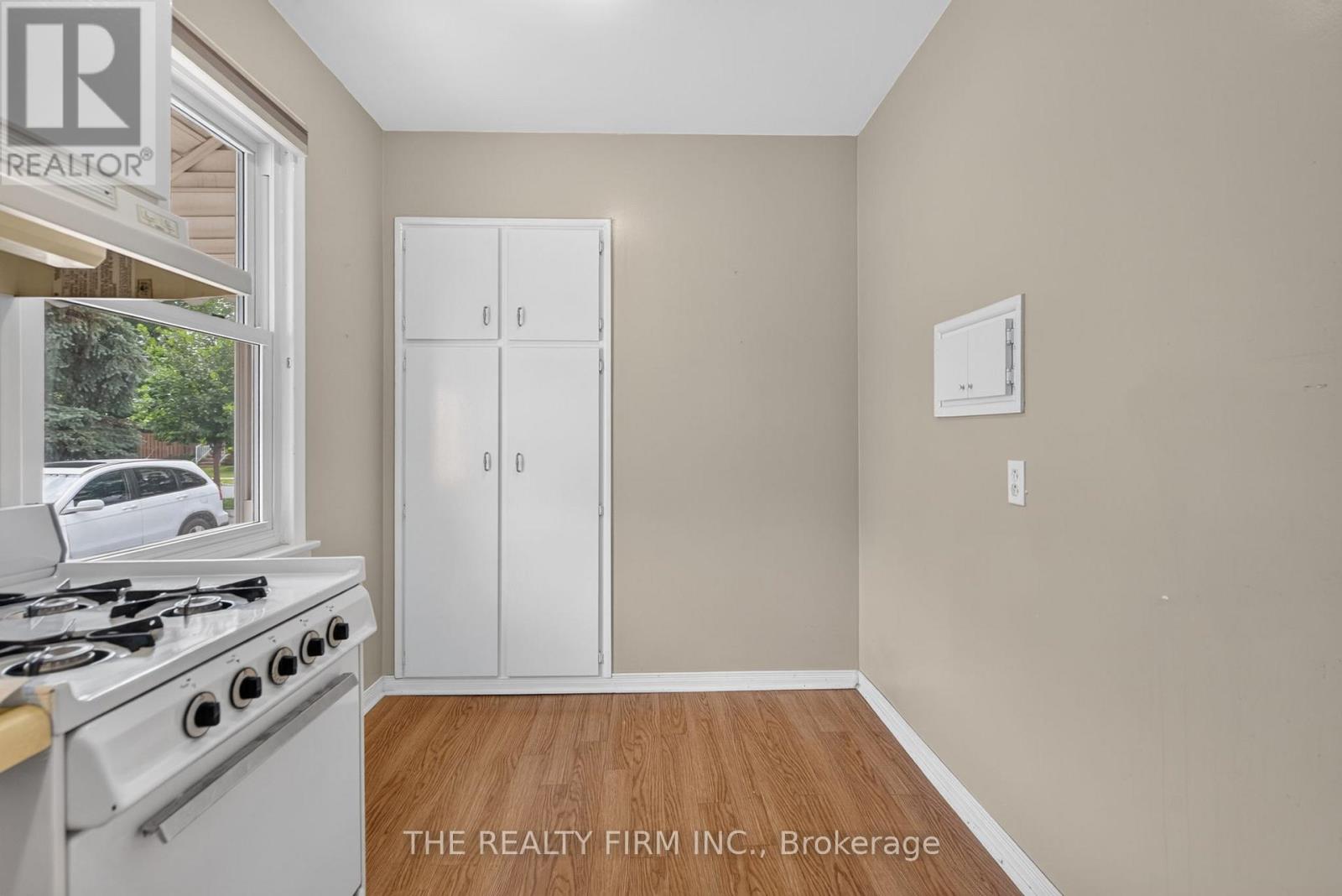 38 ELLIOTT STREET - 12