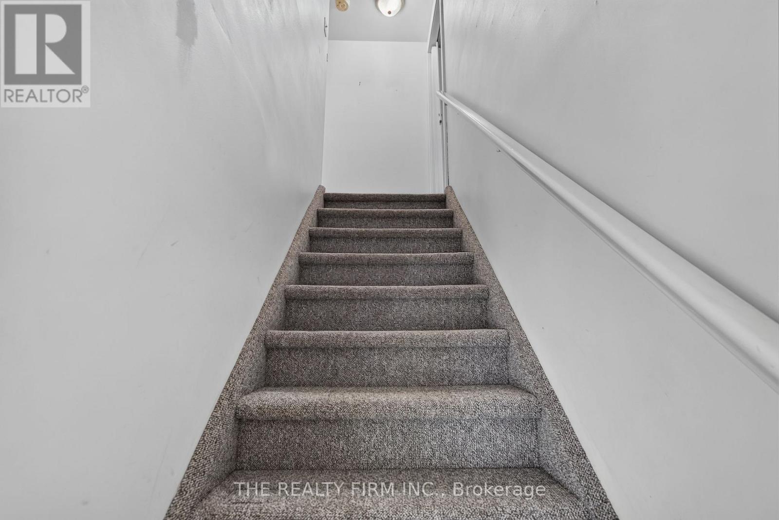 38 ELLIOTT STREET - 13