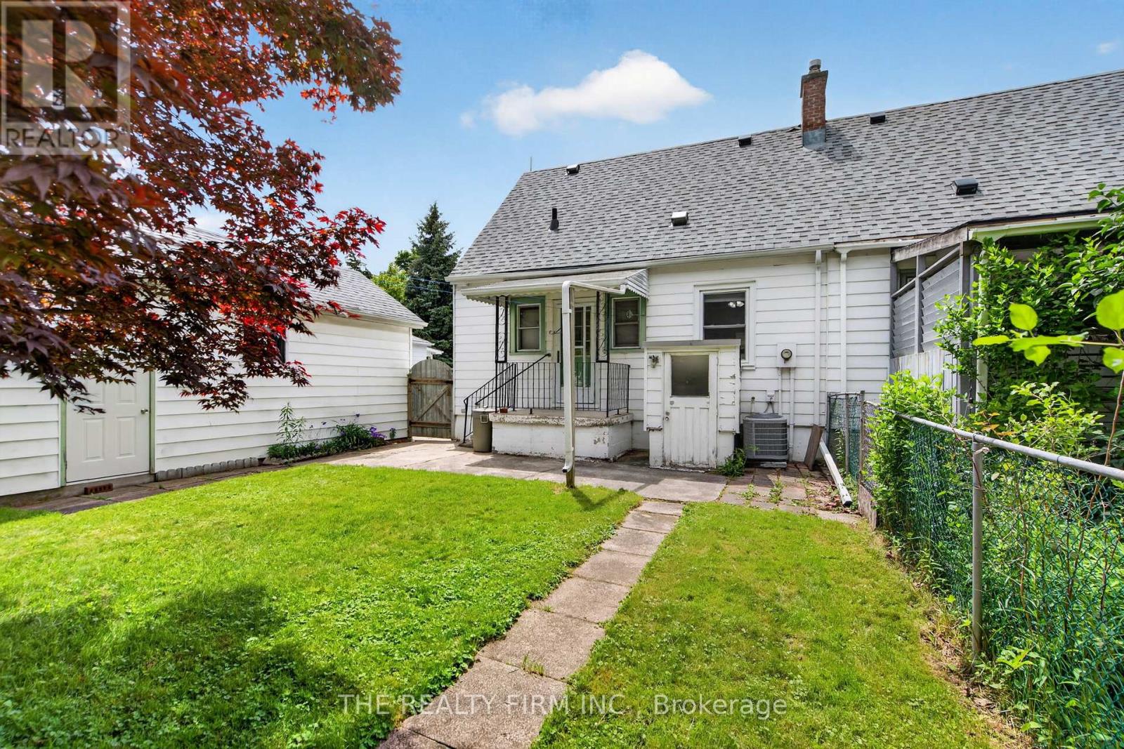 38 ELLIOTT STREET - 19