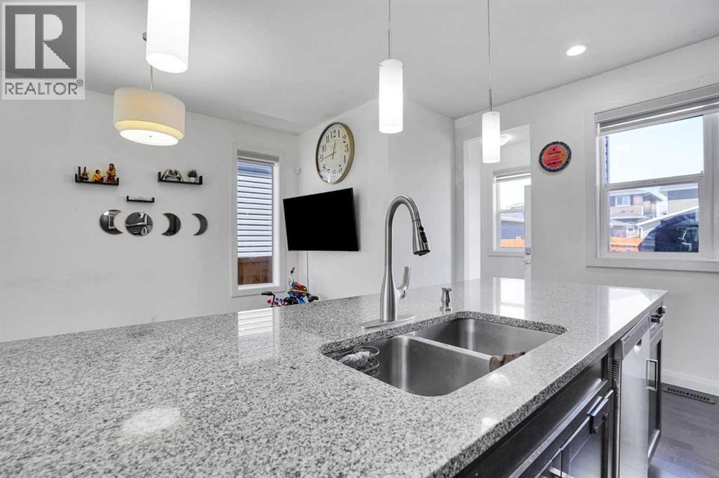 158 Redstone Common NE - 13
