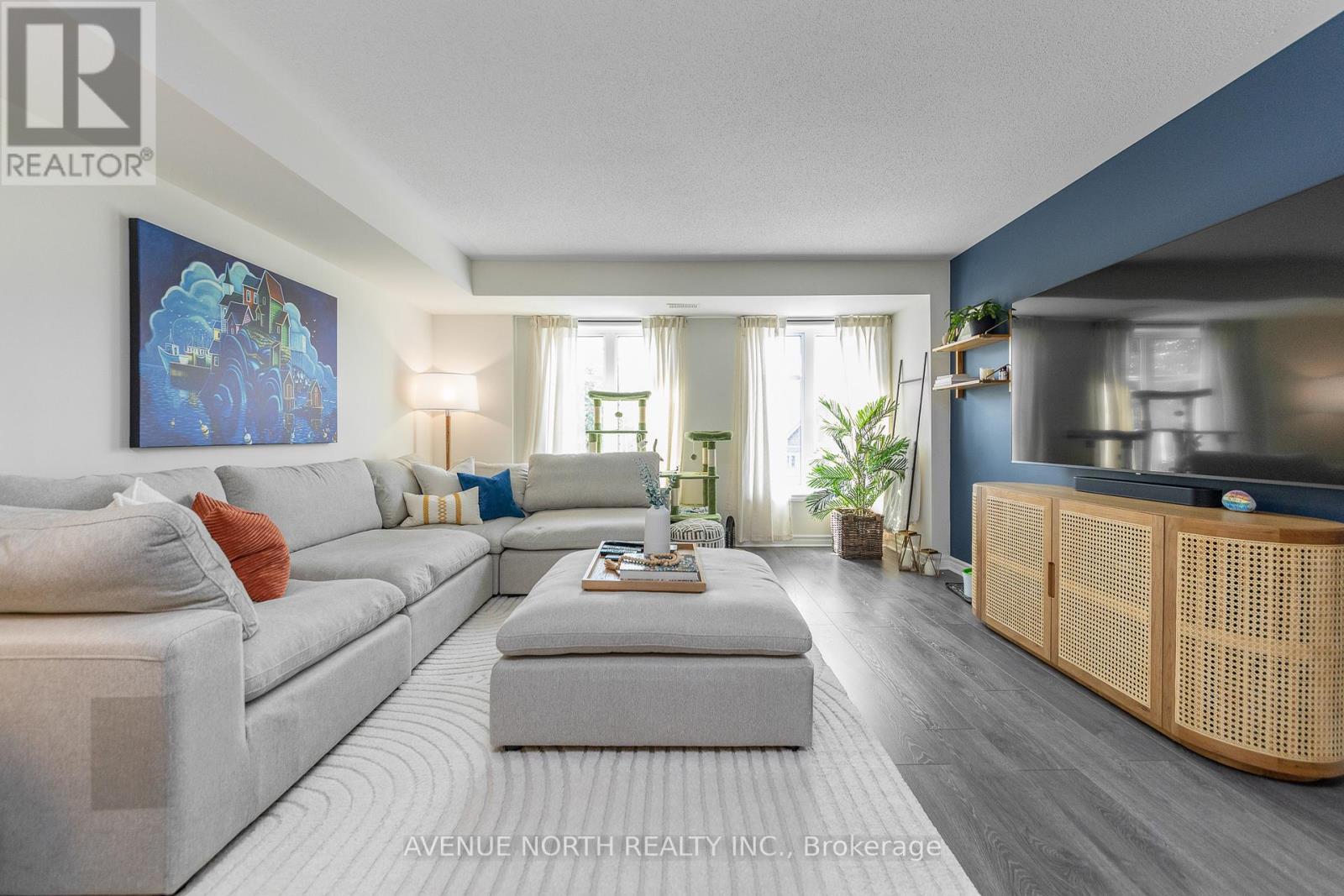 2 Bed, 3 Bath House for Sale in Ottawa – 573B CHAPMAN MILLS DRIVE, Ottawa – MLS# X13486200 - Image 7