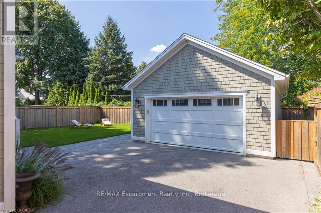 2195 COURTLAND DRIVE - 28