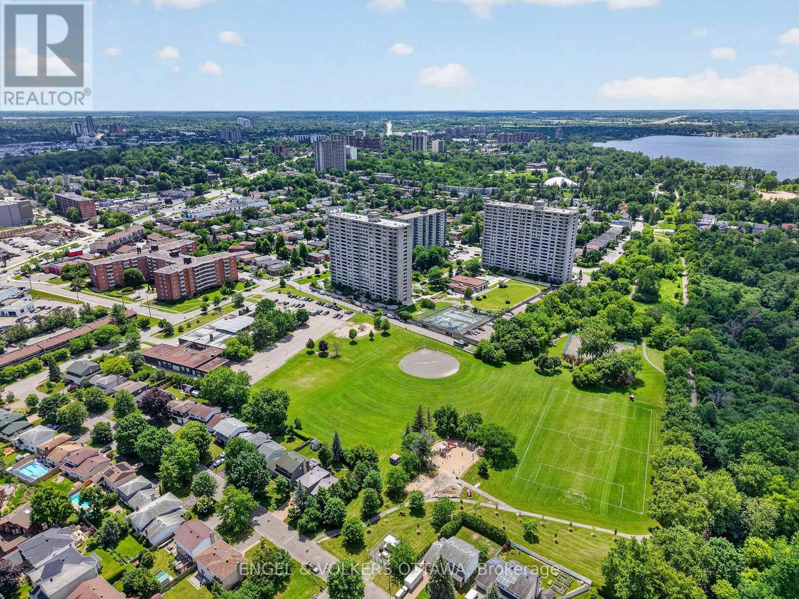 #1102 2625 REGINA STREET - 31