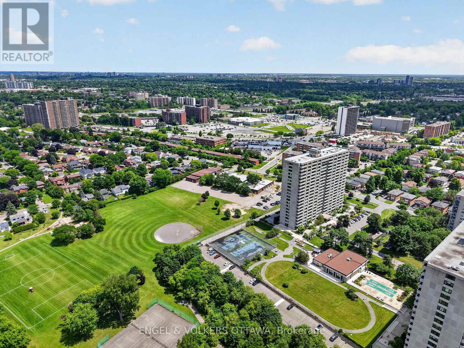 #1102 2625 REGINA STREET - 33