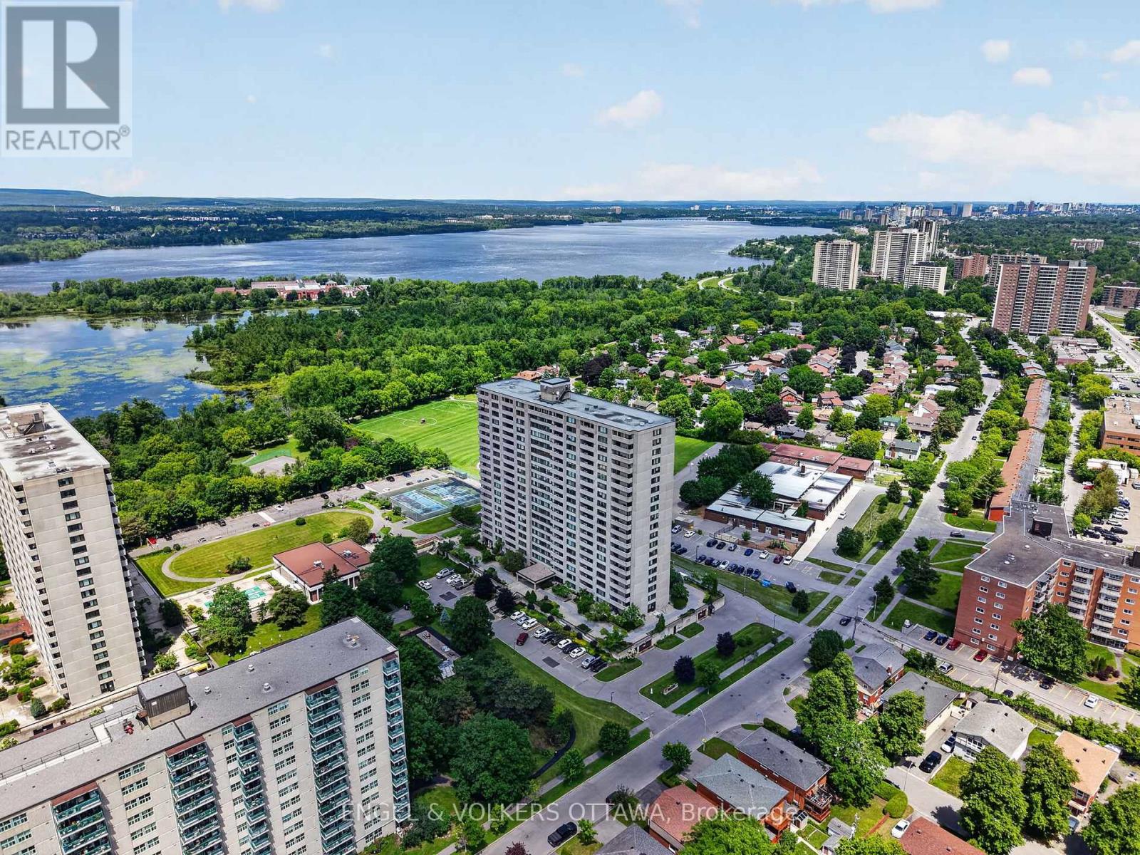 #1102 2625 REGINA STREET - 35