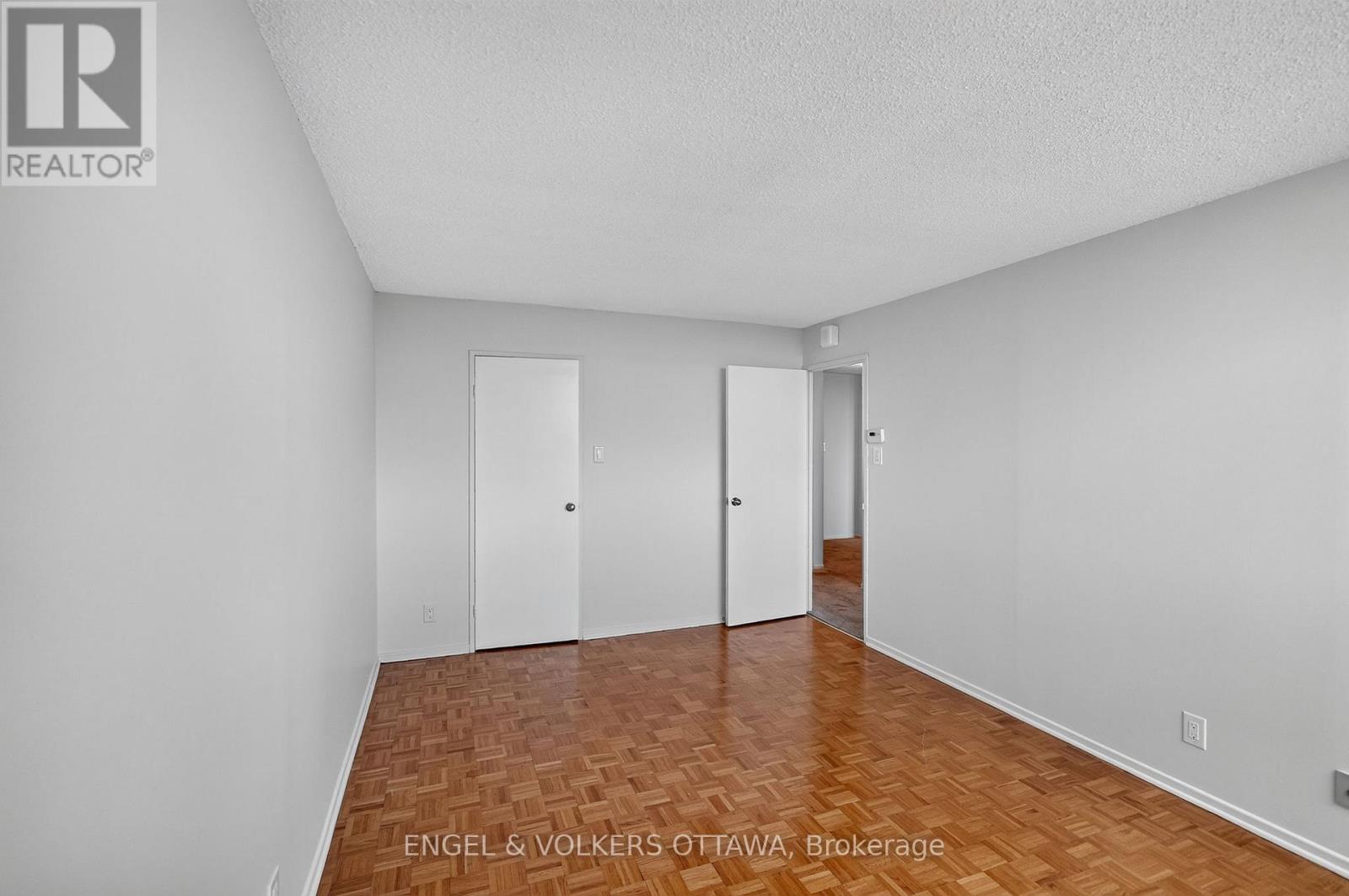 #1102 2625 REGINA STREET - 7