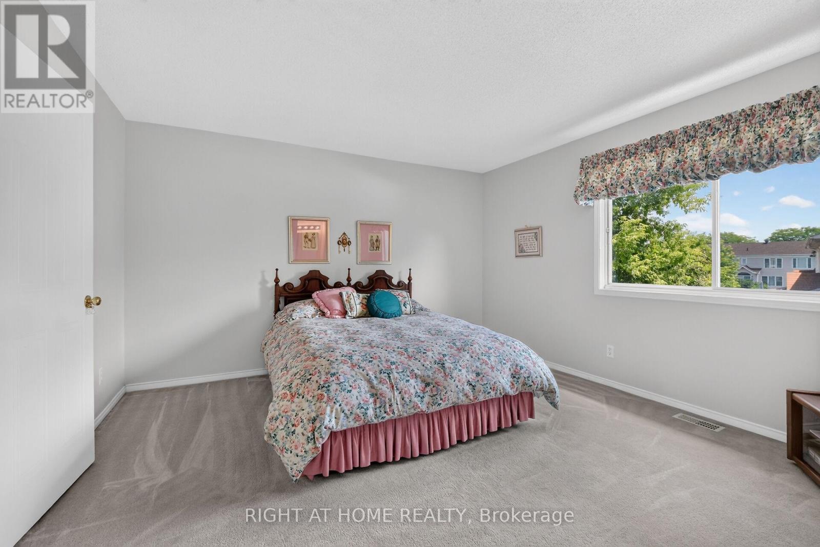 3 Bed, 3 Bath House for Sale in Ottawa – 6165 ARBOURWOOD DRIVE, Ottawa – MLS# X13486260 - Image 20