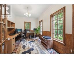 28 Marchbrook Circle, Ottawa, ON K2W1A1 Photo 26