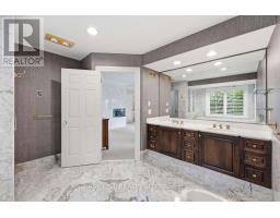 28 Marchbrook Circle, Ottawa, ON K2W1A1 Photo 35