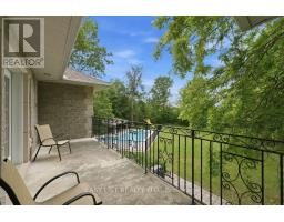 28 Marchbrook Circle, Ottawa, ON K2W1A1 Photo 47