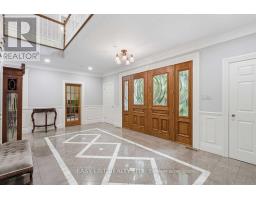 Kitchen - 28 Marchbrook Circle, Ottawa, ON K2W1A1 Photo 6