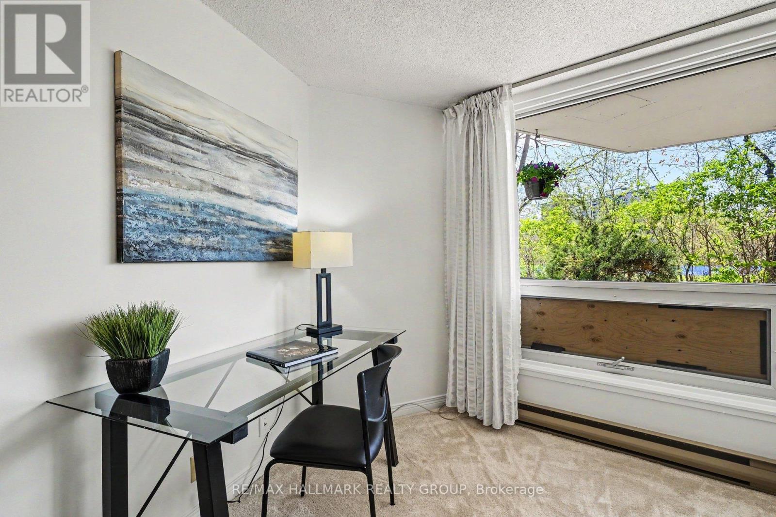 #103 30 CHARLEVOIX STREET - 10