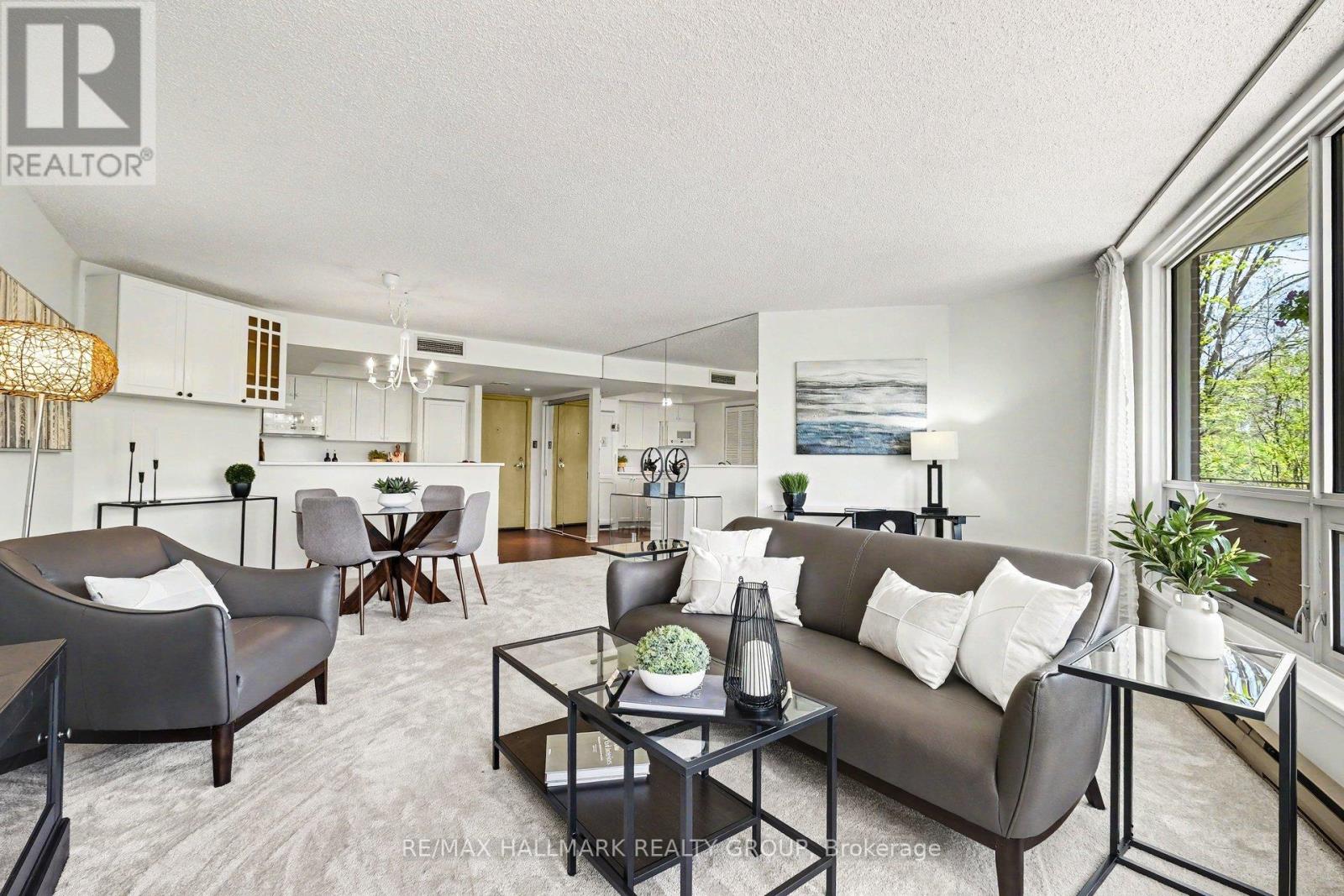 #103 30 CHARLEVOIX STREET - 5
