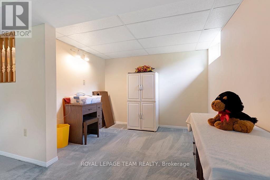 17 MARIC TRAIL - Image 36
