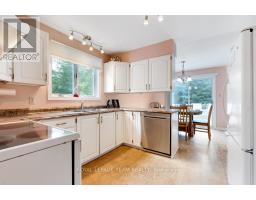 Kitchen - 17 Maric Trail, North Grenville, ON K0G1J0 Photo 10