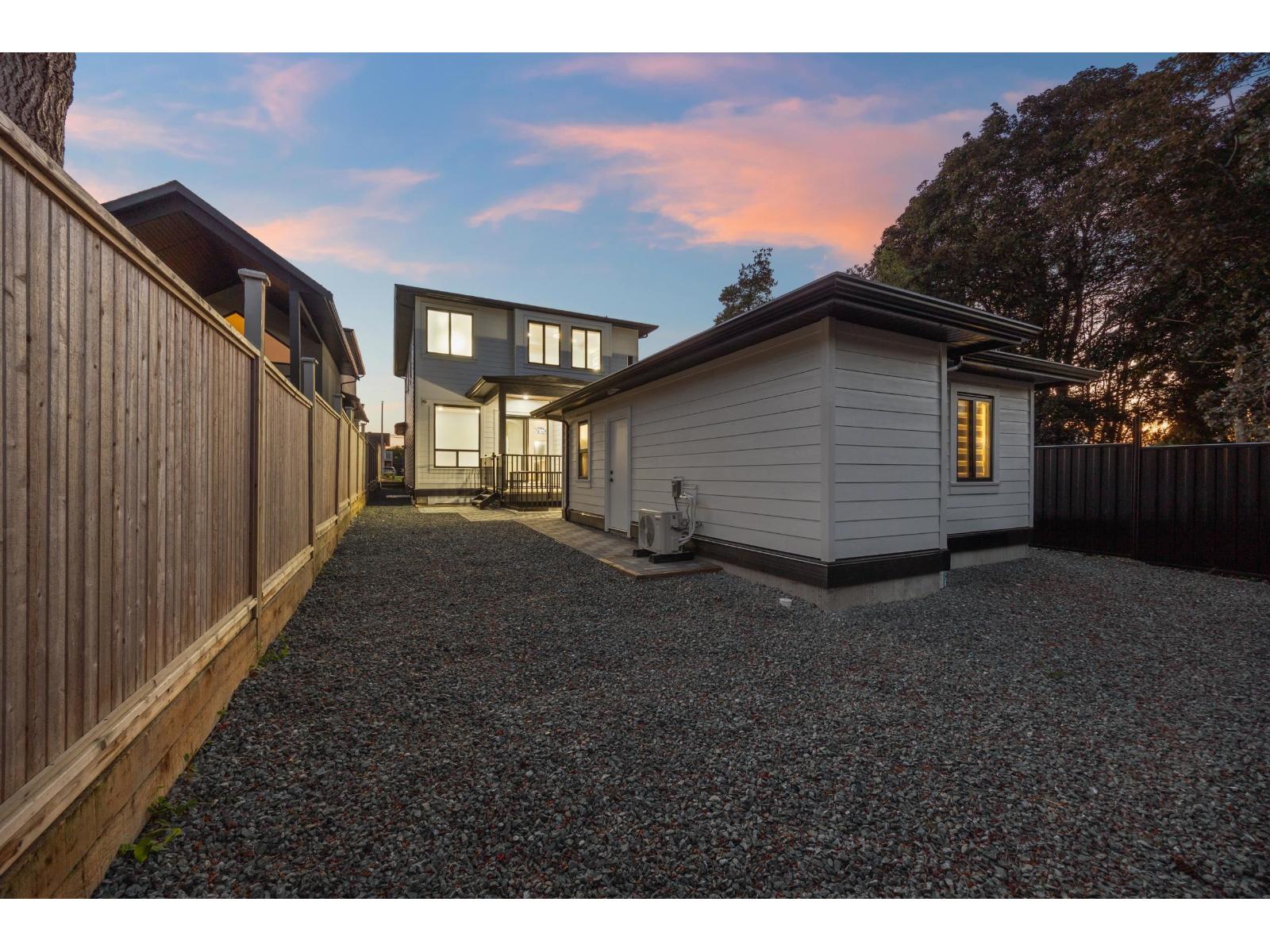 9452 118 Street, Delta