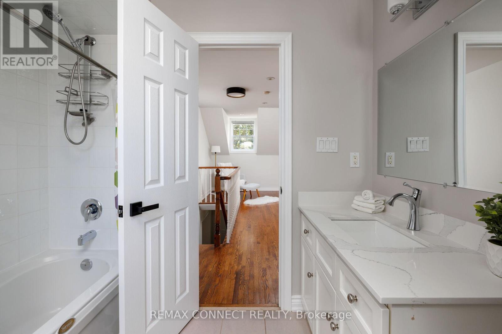 52 ANGUS DRIVE - 35