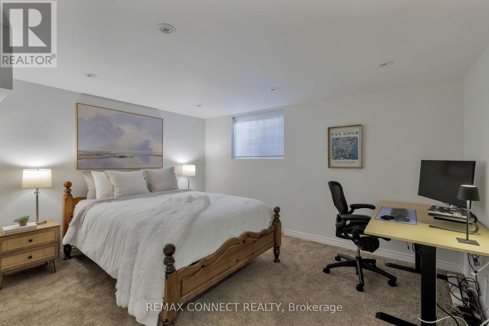 52 ANGUS DRIVE - 38