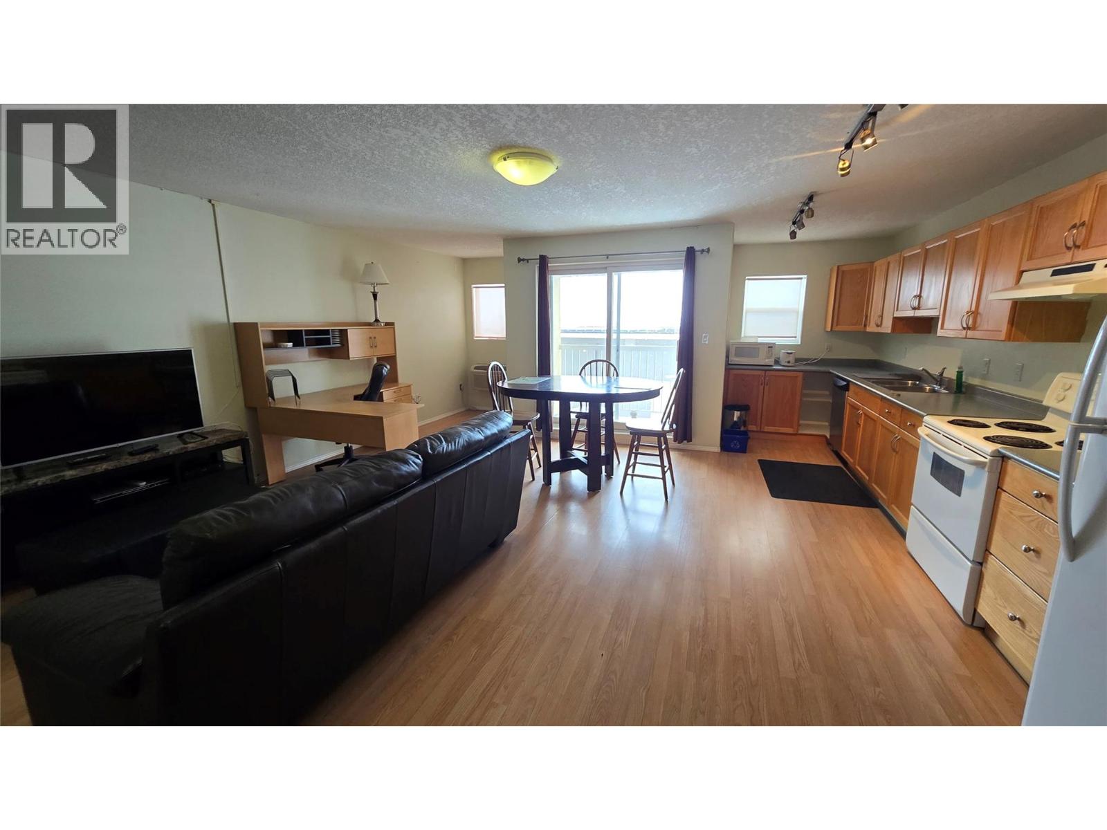 12004 8 Street, Dawson Creek — photo 38