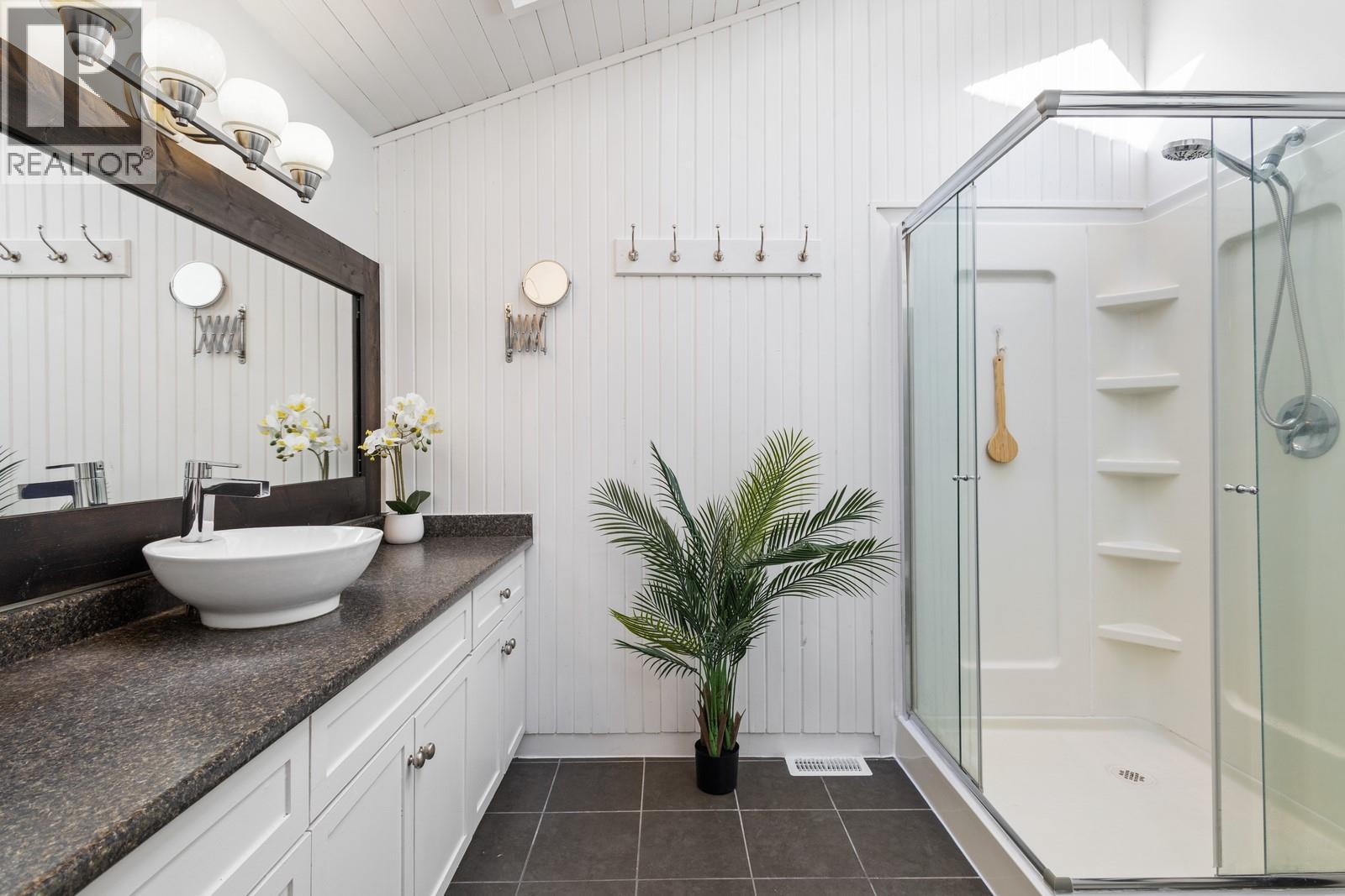 1532 Klein Road, West Kelowna