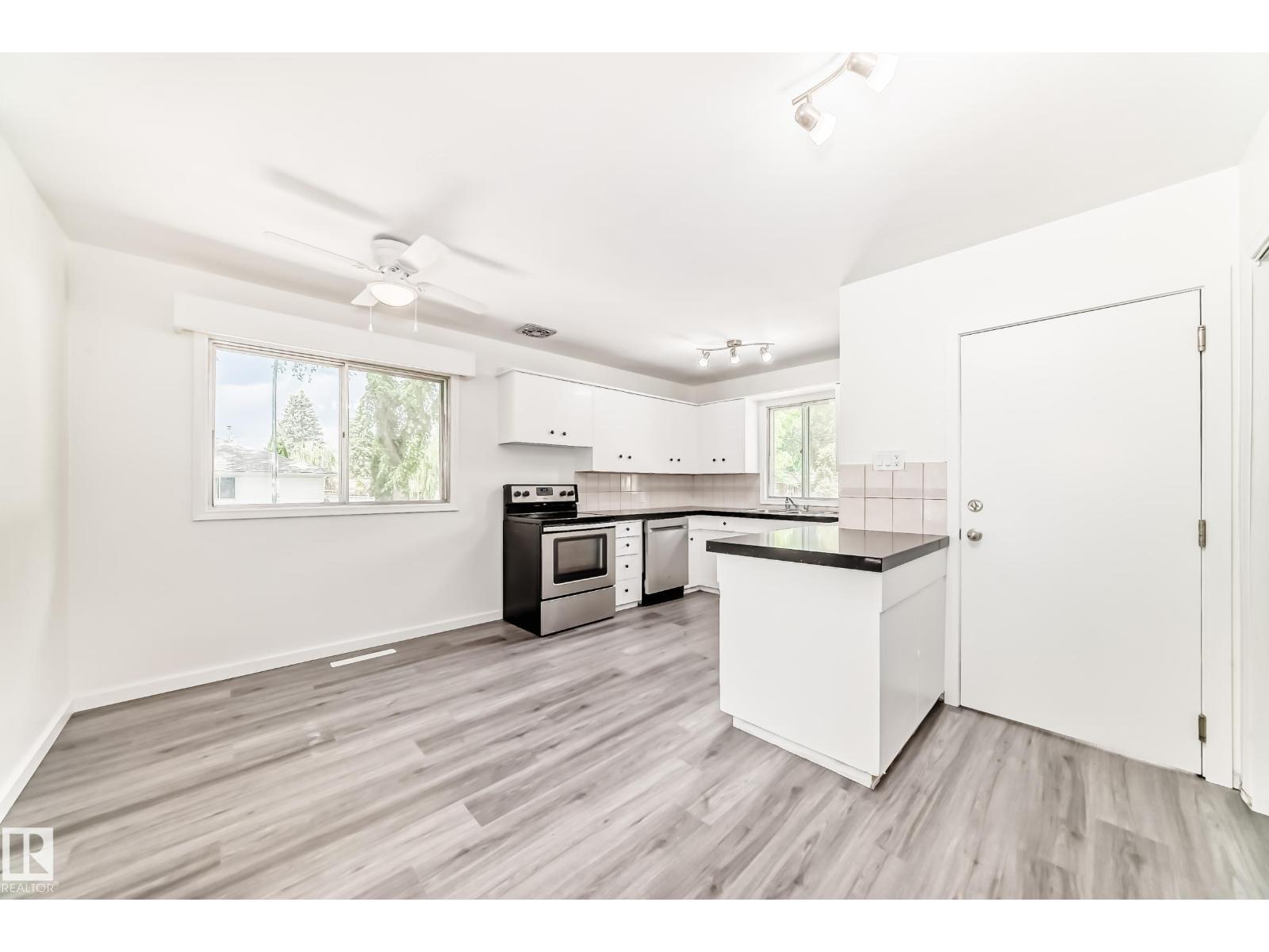 11937 39 ST NW NW — photo 15