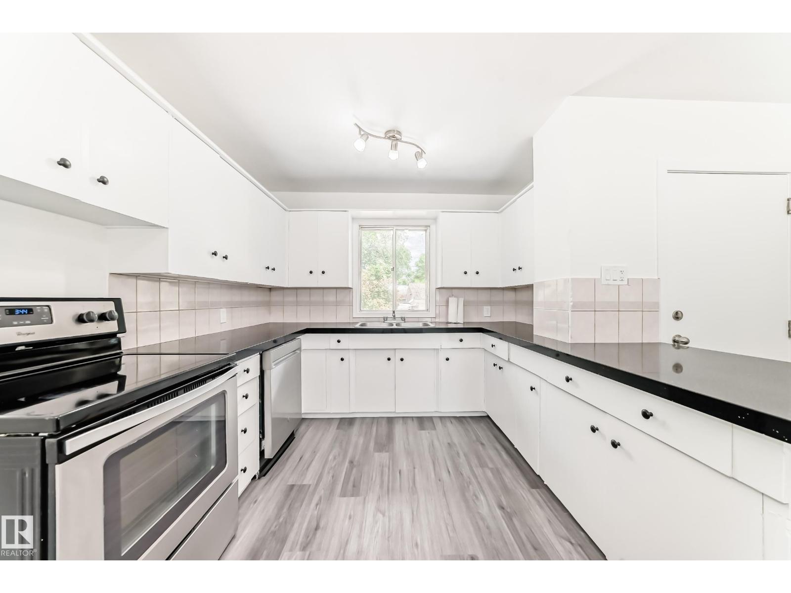11937 39 ST NW NW — photo 9