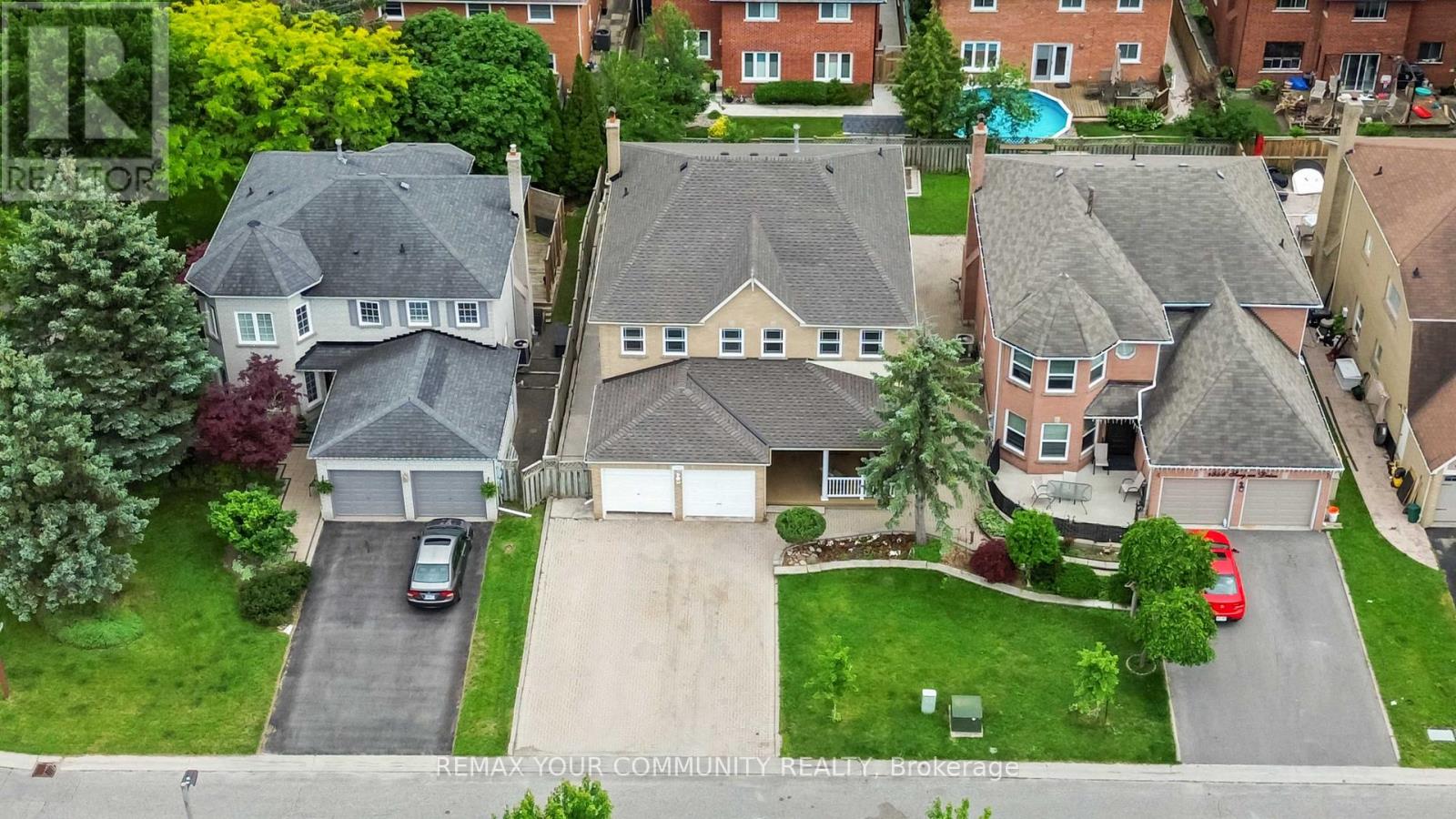 1554 SAUGEEN DRIVE - 42