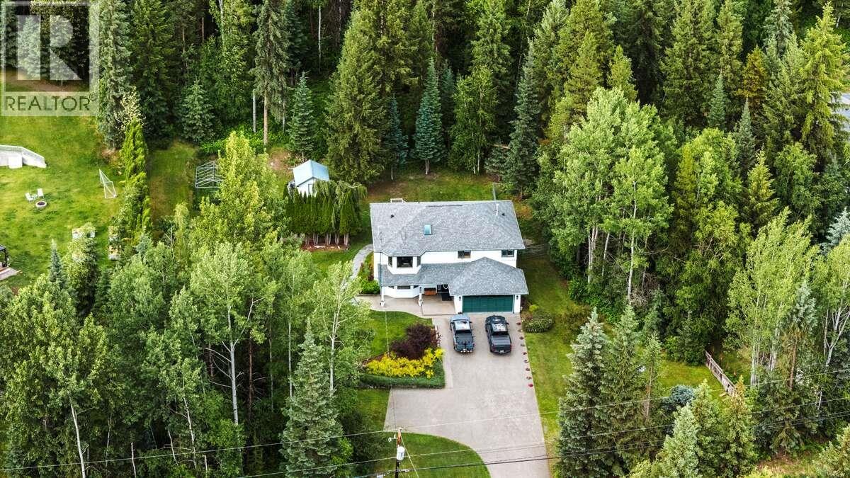 Kitchen of 8488 NORTH NECHAKO ROAD · Prince George, BC