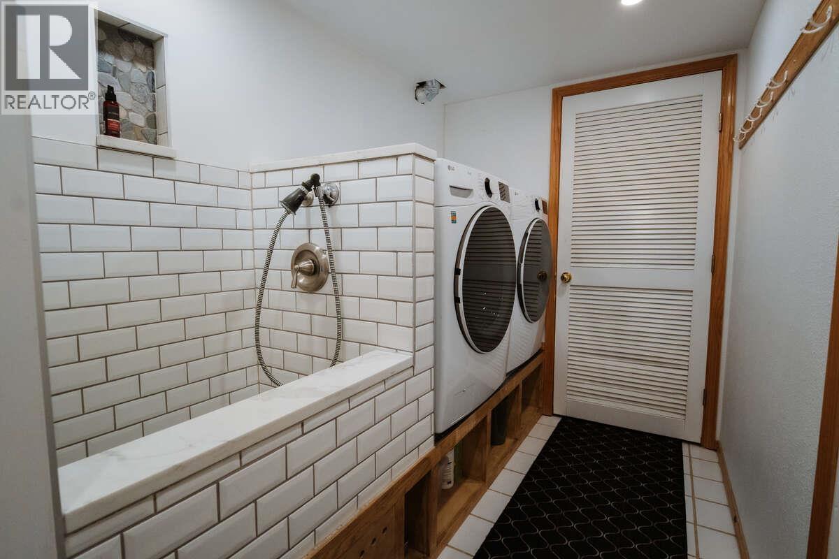 Photo 31 of 43 — 8488 NORTH NECHAKO ROAD · Prince George, BC