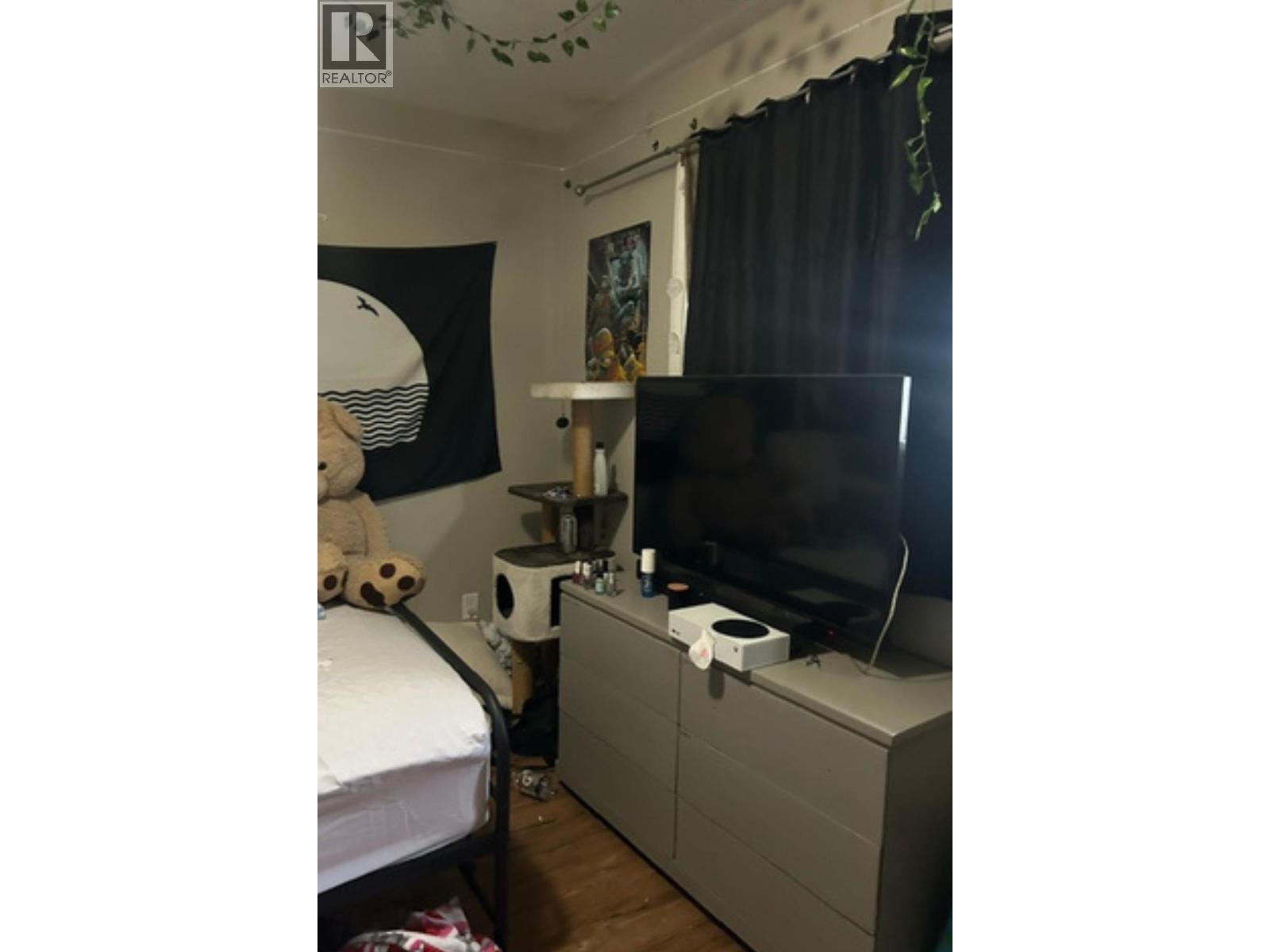#403 8220 92 AVENUE - 5