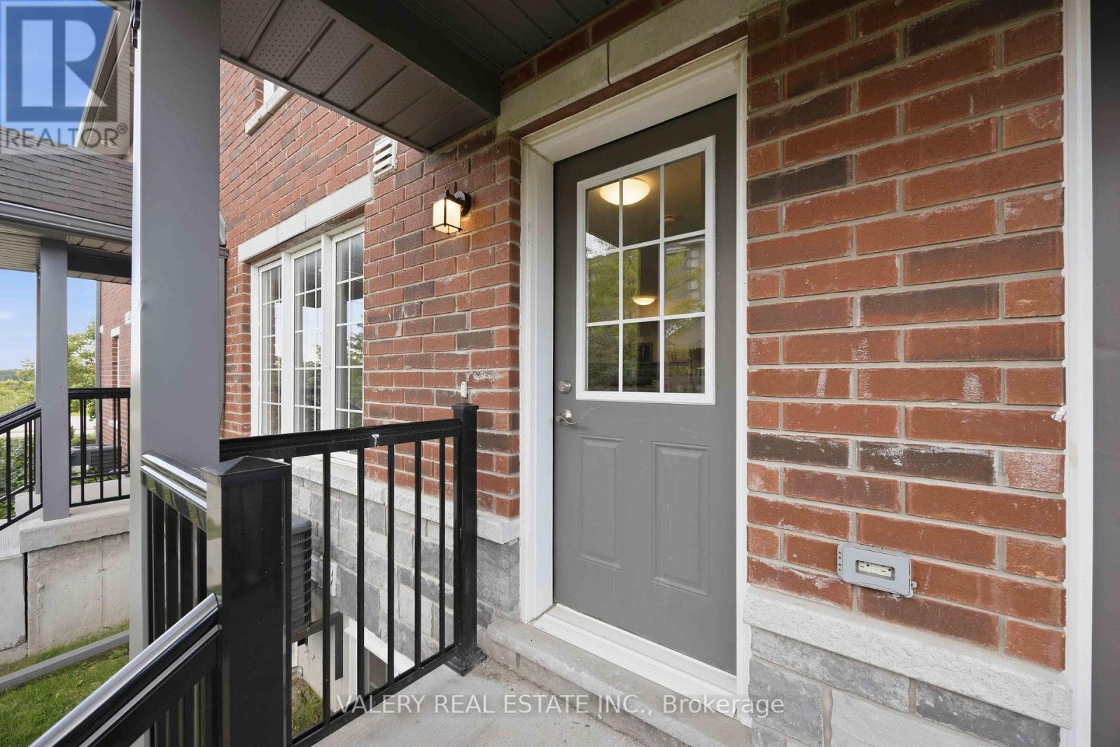 #14 250 PENETANGUISHENE ROAD - 2