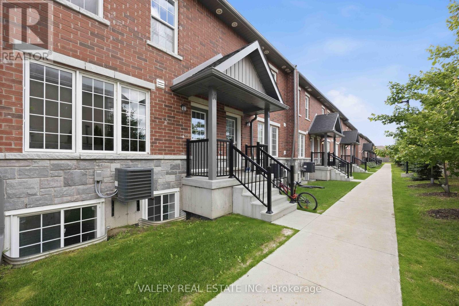 #14 250 PENETANGUISHENE ROAD - 3