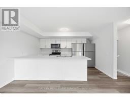 14 - 250 Penetanguishene Road, Barrie, ON L4M7C2 Photo 10