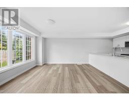 14 - 250 Penetanguishene Road, Barrie, ON L4M7C2 Photo 9