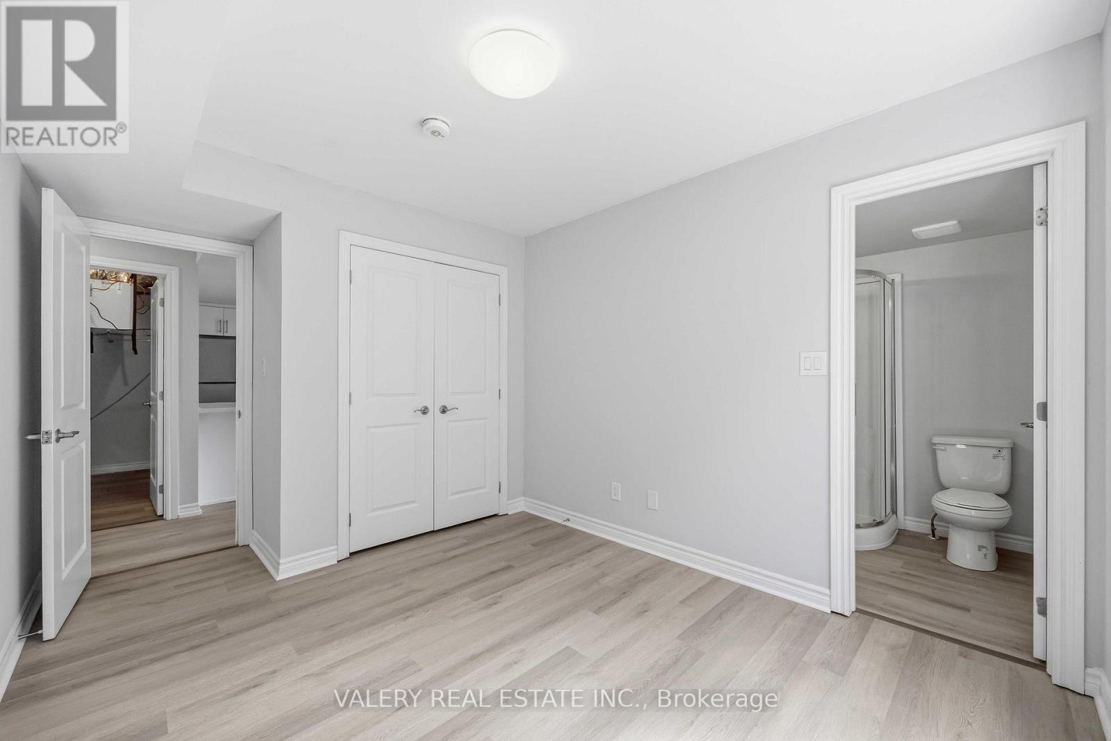 #7 250 PENETANGUISHENE ROAD - 20