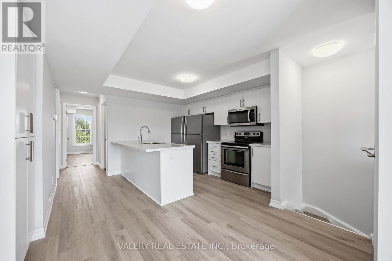 #7 250 PENETANGUISHENE ROAD - 9