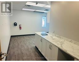 301,302,303 - 34 Simcoe Street, Barrie, ON L4N6T4 Photo 17